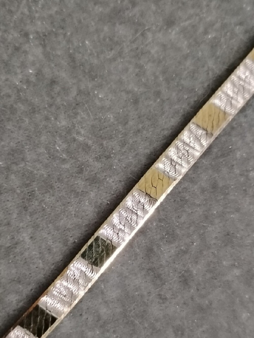 Elegant Two-Tone Gold and 925 Sterling Silver Women’s Bracelet - Picture 6 of 7